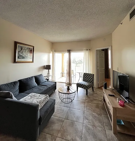 2100 Greenview Shores Blvd #518 — Photo 4