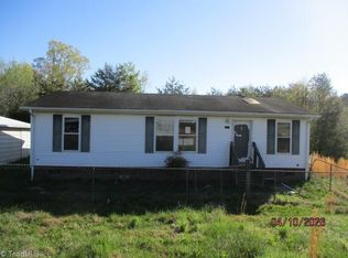 1010 Kayla Ridge Rd, Walnut Cove, NC 27052