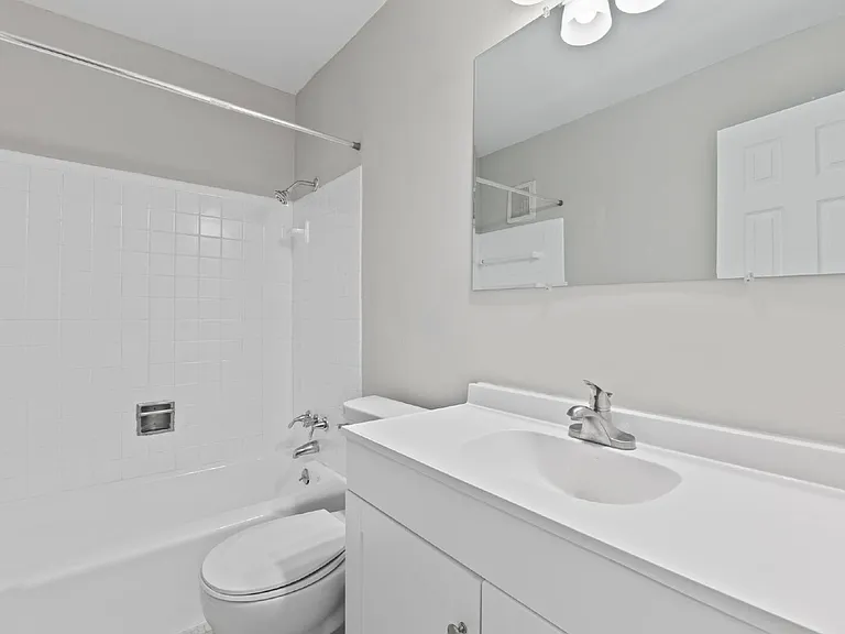 5960 E 42nd St #F — Photo 5