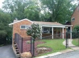 202 Clay Dr, Pittsburgh, PA