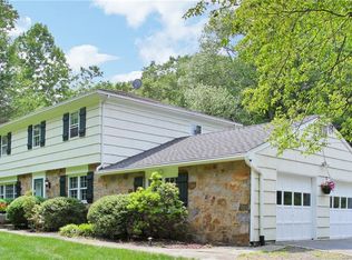 29 Mianus Rd, Stamford, CT 06902