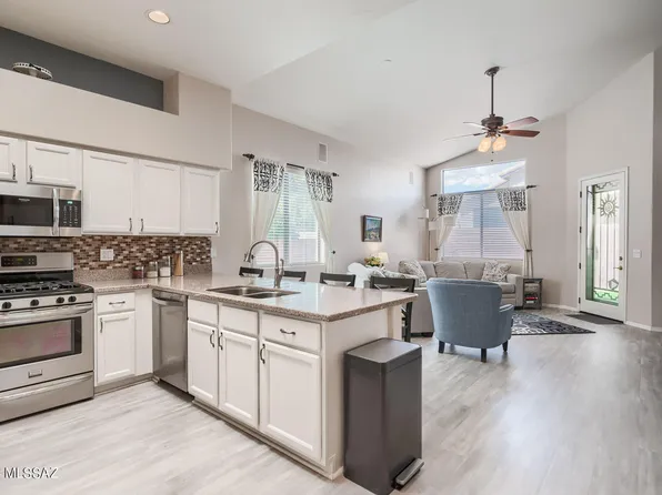 9141 E Dawn Post Rd, Tucson, AZ 85749