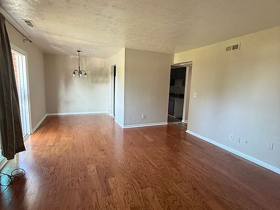 4th image of 4220 Arrowrock Ave #28B520382