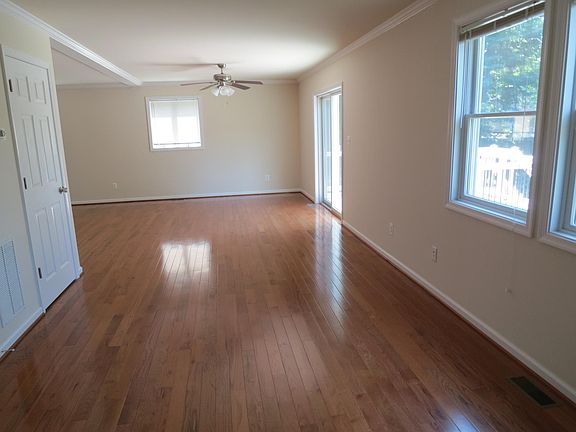 Dining room to Living room