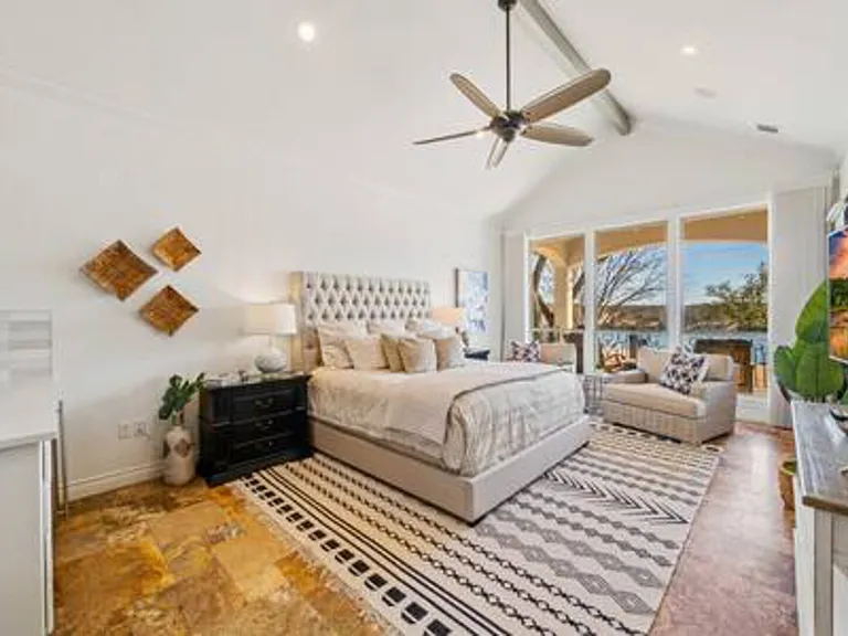 River Oaks Dr — Photo 19