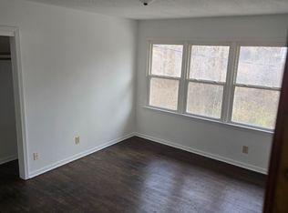 815 Broad St #H, Warrensburg, MO 64093