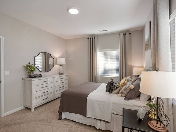 4th image of 3325 Oak Forest Dr #3440-103