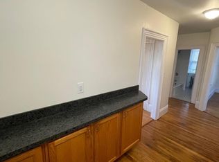 11 Moore St #4, Somerville, MA 02144