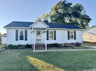 106 Robinson Dr, Roanoke Rapids, NC 27870
