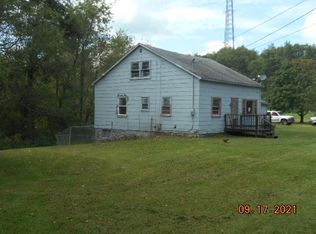 241 Bethel Church Rd, Vandergrift, PA 15690