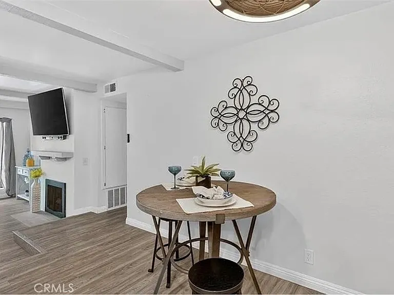 21372 Brookhurst St — Photo 9