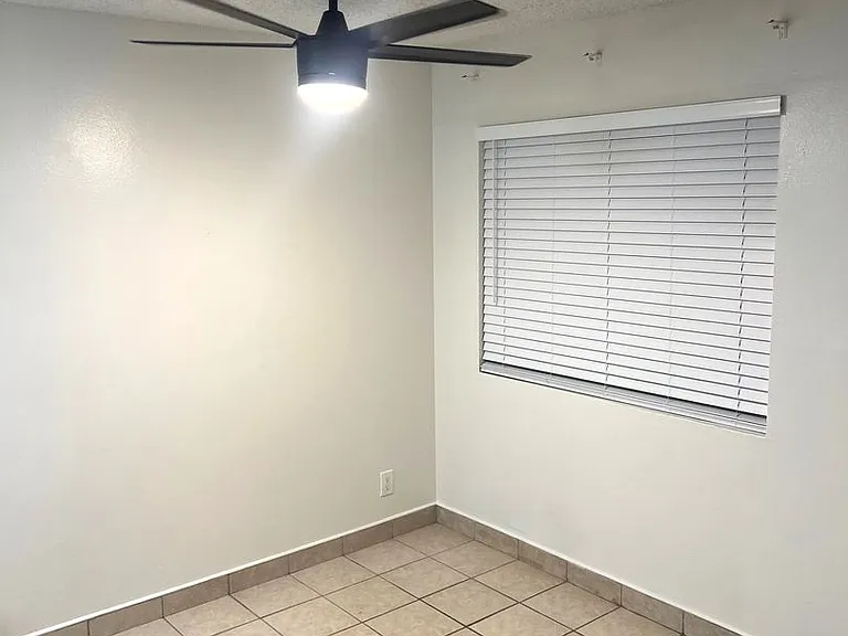 13921 YUKON LP — Photo 11