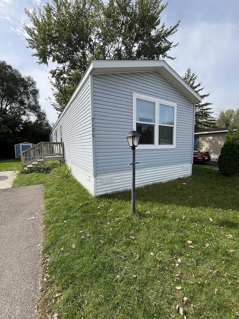 2 bed, 2.0 bath, 1092 sqft, $1,599 — Photo 1
