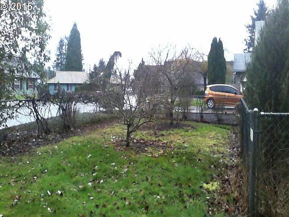 4th image of 9015 NE 11th St