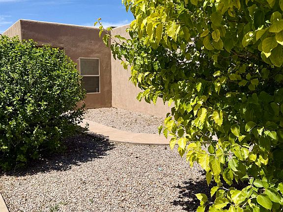 5th image of 2572 Las Alturas Ct