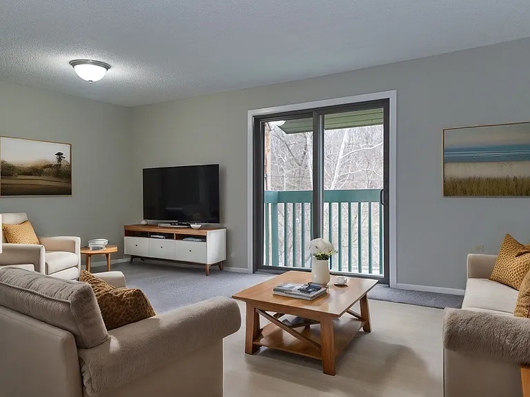 St. Clair Woods Apartments — Photo 12