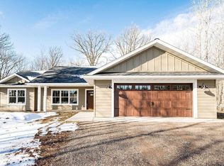 2445 Hidden Pines Dr, Carlton, MN 55718