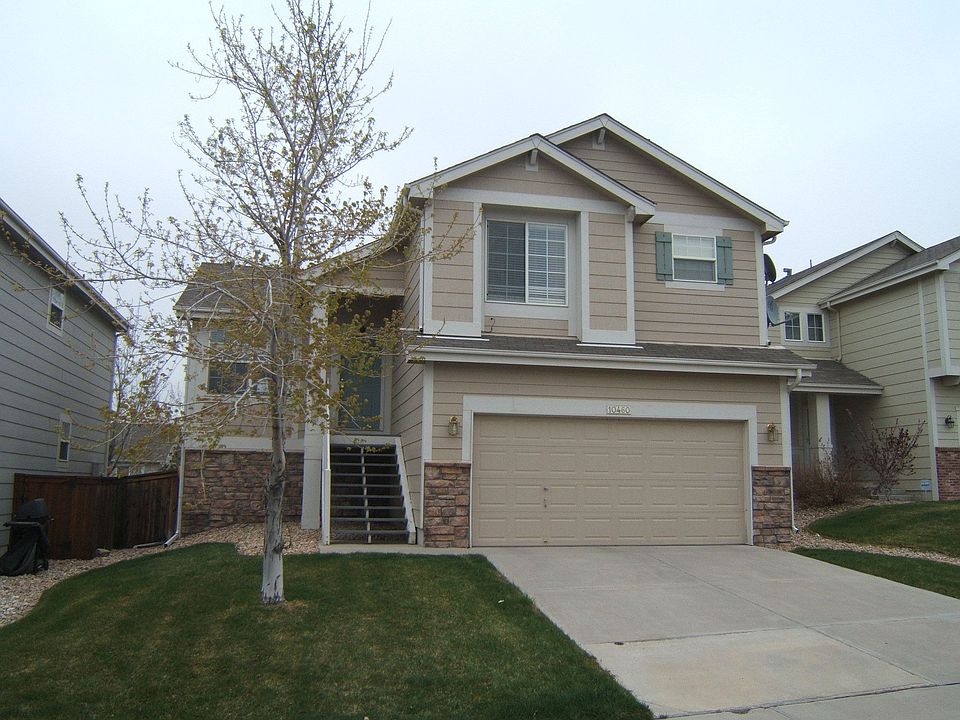 Cul-de-sac, close to school, shopping, parks and Rec. center.