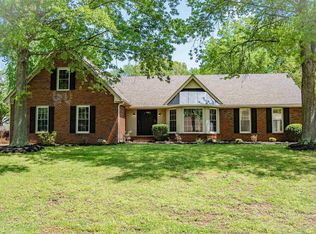 104 Willowridge Cir, Jackson, TN 38305