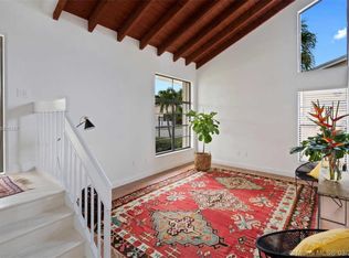 901 NW 106th Ave Cir, Miami, FL 33172