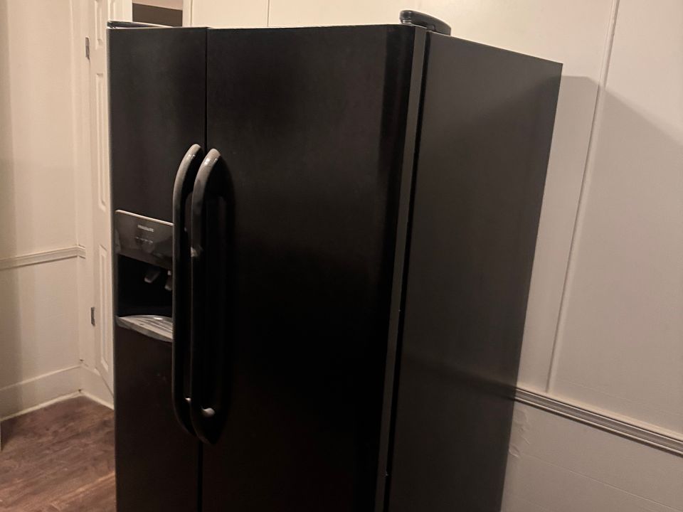 1st image of 521 Randolph Dr #3