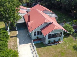 1317 E 2nd Ave, Mount Dora, FL 32757