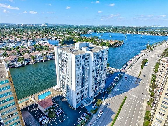 2nd image of 1400 S Ocean Dr APT 708