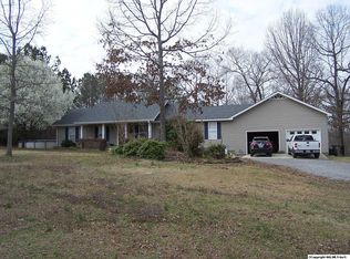 44 Wd Harvey Rd, Falkville, AL 35622