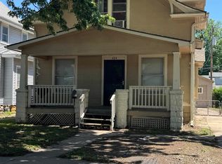 424 NE Scotland Ave, Topeka, KS 66616
