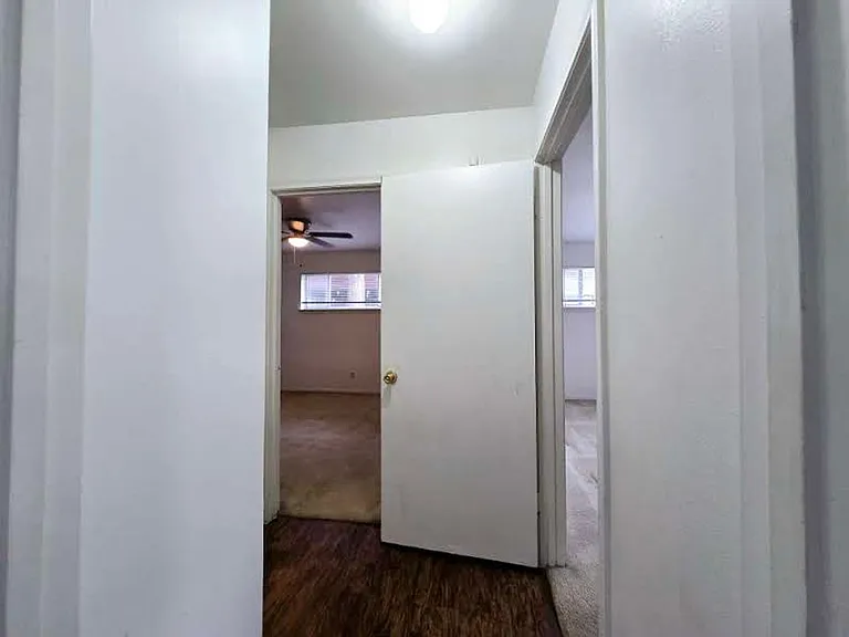 5727 McCommas Blvd — Photo 8