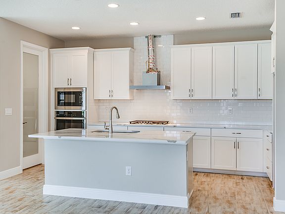 Sandpiper Coastal White Design Collection Interior