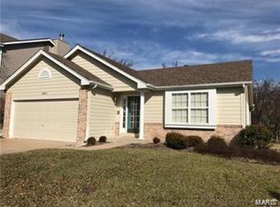 16944 Hickory Crest Dr, Ballwin, MO