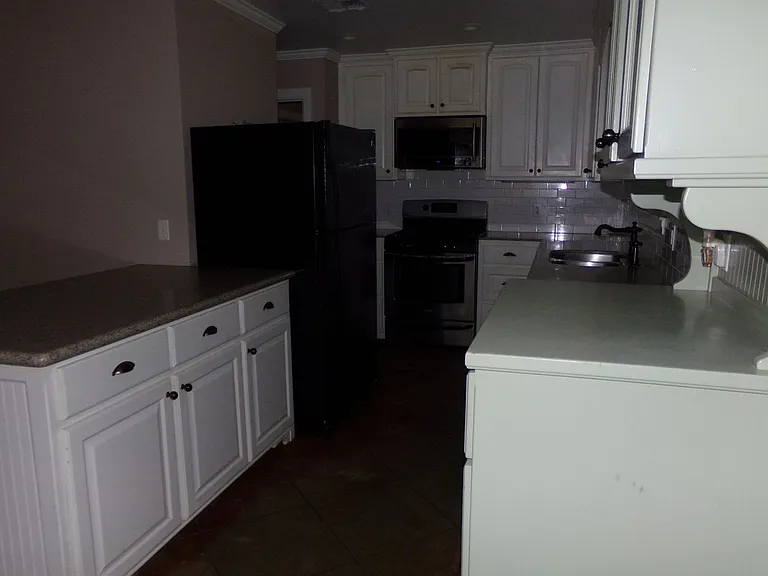 231 Holliman Rd — Photo 9