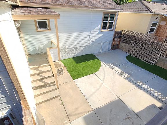 5th image of 2211-13 Felspar St