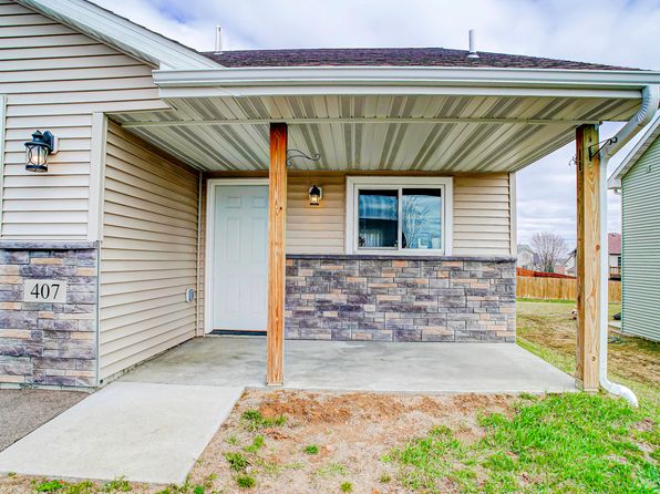 407 E Cheyenne St, Roberts, WI 54023