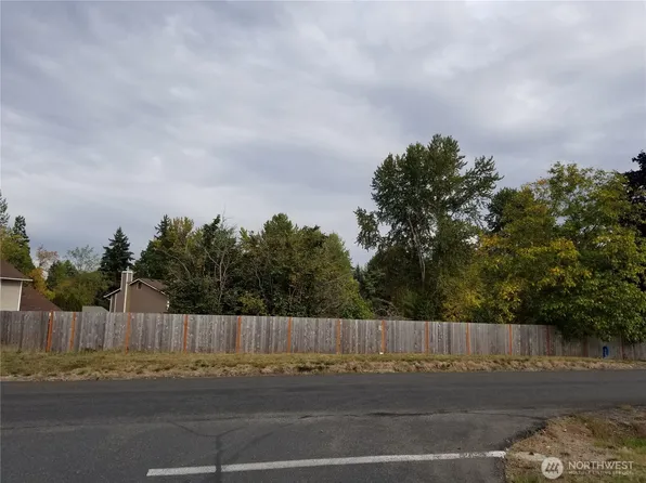 10100 2nd Court E, Tacoma, WA 98445