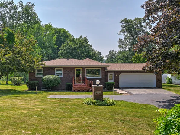 67671 M 62, Edwardsburg, MI 49112