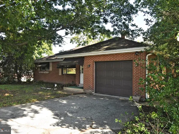 2105 Swamp Pike, Gilbertsville, PA 19525