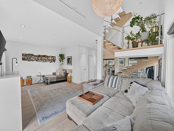 4th image of 120 Hope St