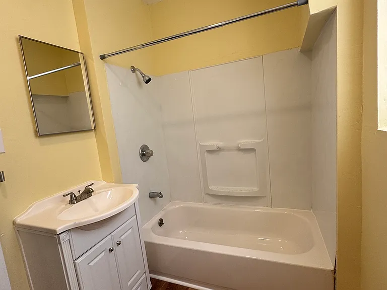 3626 Richmond St #2 — Photo 4