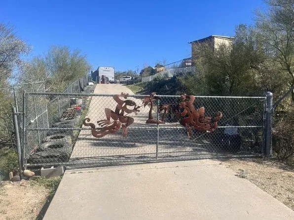 34175 S Mud Springs Rd, Black Canyon City, AZ 85324