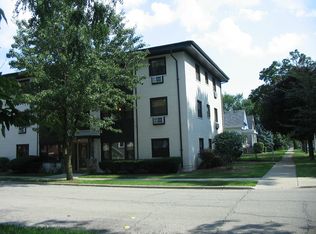 7202 Adams St APT 11, Forest Park, IL 60130
