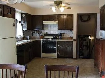 4600 Arthur Ave photo 1