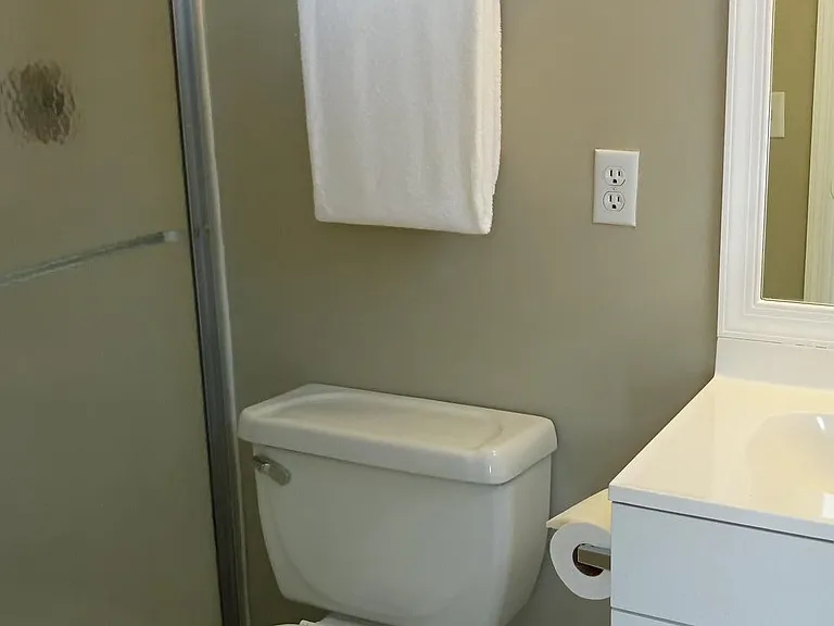 1409 Lake Ave #6 — Photo 23