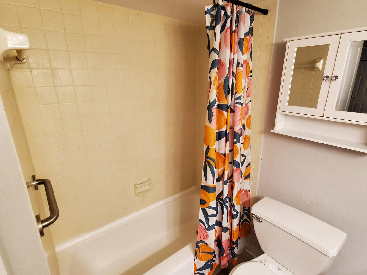 2 bed, 900 sqft, $1,450 — Photo 2