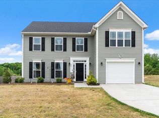 230 Rosewood Ln, Youngsville, NC 27596