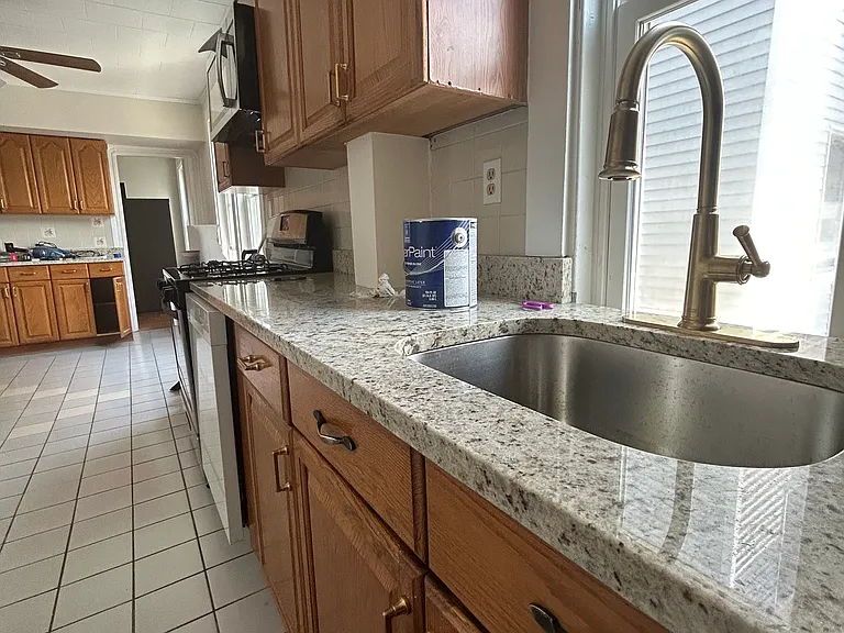 15 Phillips St #2 — Photo 8
