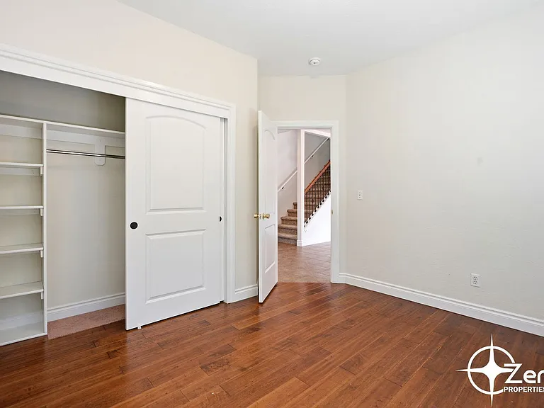 1107 NE 127th St — Photo 11