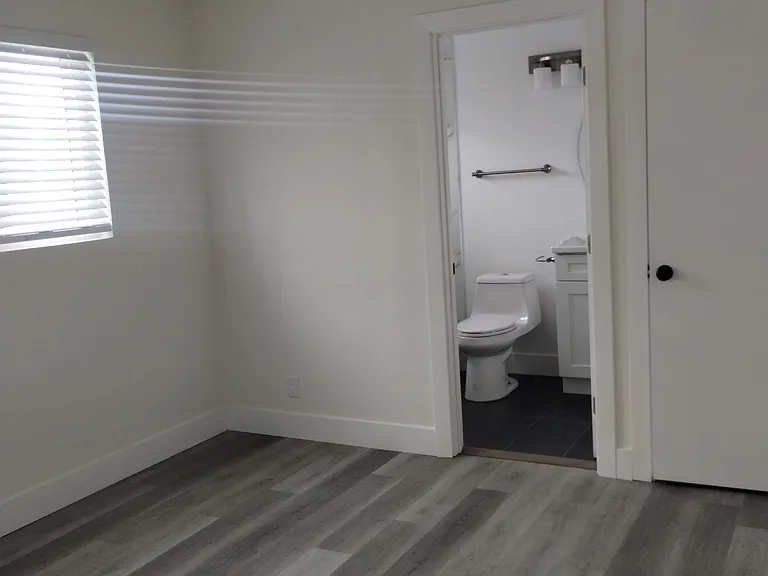 183 Camelia Dr #1 — Photo 3