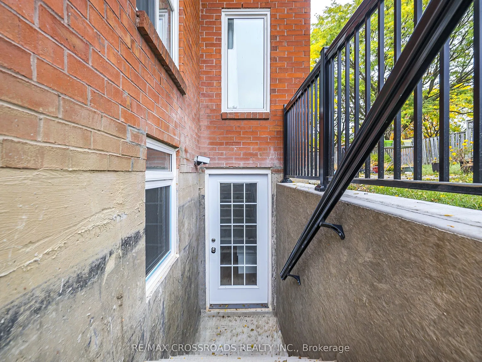 2 bed, $2,100 — Photo 2